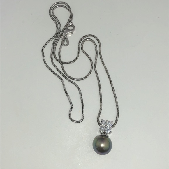 Solid 925 Sterling Silver Faux Tahitian Pearl Simulated Diamond Pendant Necklace - Picture 4 of 14